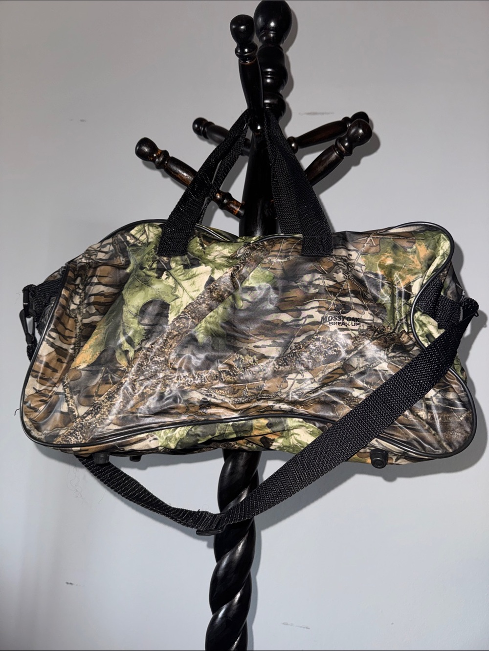 Mossy Oak Camouflage Duffel Bag - Green, Brown, Black 42.M6